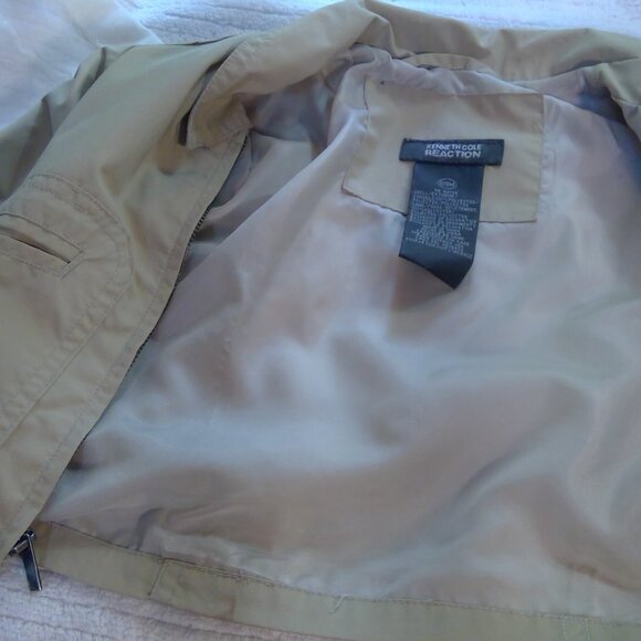 Kenneth Cole Reaction Tan Zip-Up Jacket (6-9M) - Picture 4 of 10